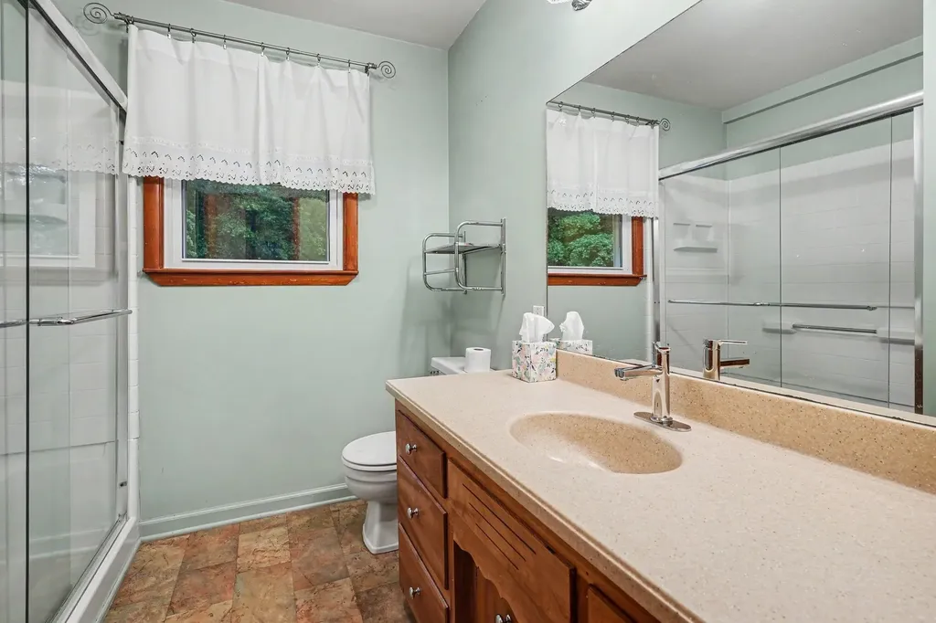 1008 Cunniff Road Ashland City TN 37015