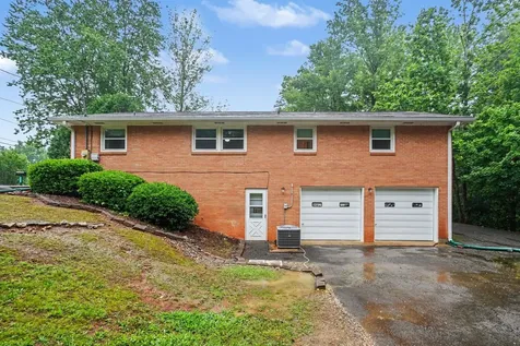 1008 Cunniff Road Ashland City TN 37015