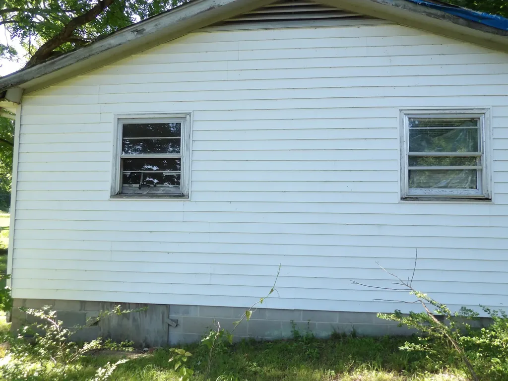 241 Lomax Avenue Waverly TN 37185