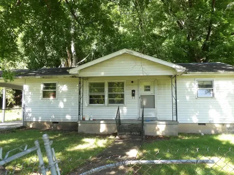 241 Lomax Avenue Waverly TN 37185