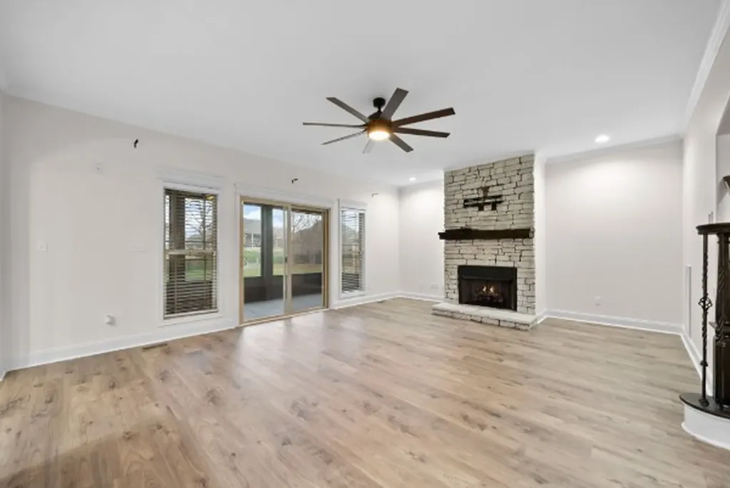 1957 Boyer Boulevard Clarksville TN 37043