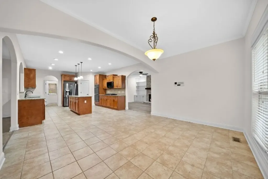 1957 Boyer Boulevard Clarksville TN 37043