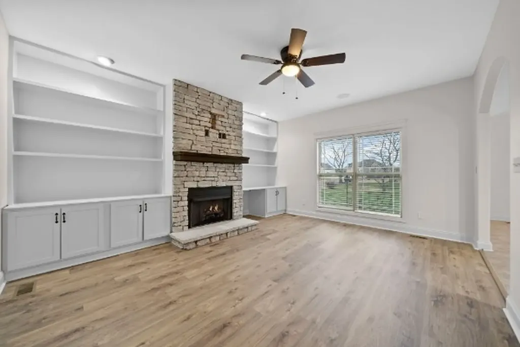 1957 Boyer Boulevard Clarksville TN 37043