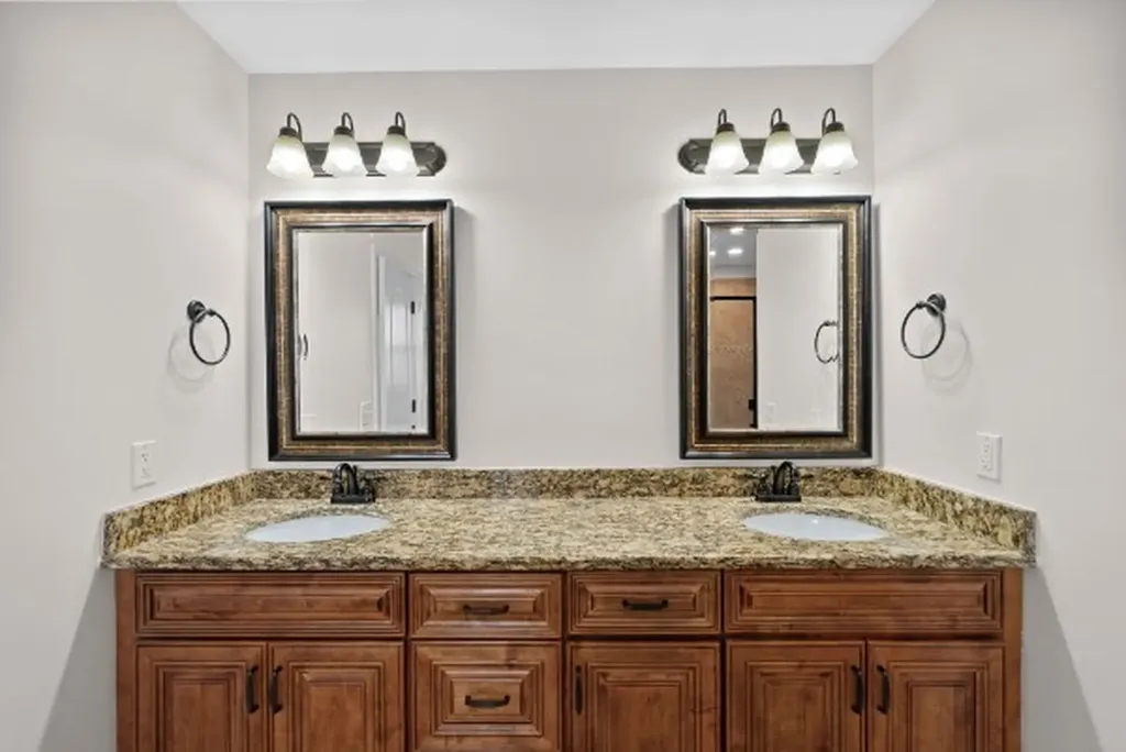 1957 Boyer Boulevard Clarksville TN 37043