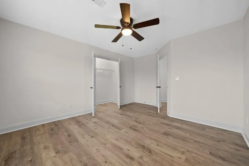 1957 Boyer Boulevard Clarksville TN 37043