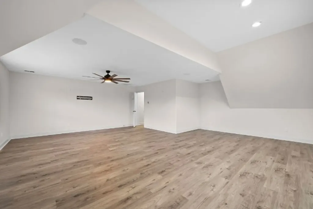 1957 Boyer Boulevard Clarksville TN 37043