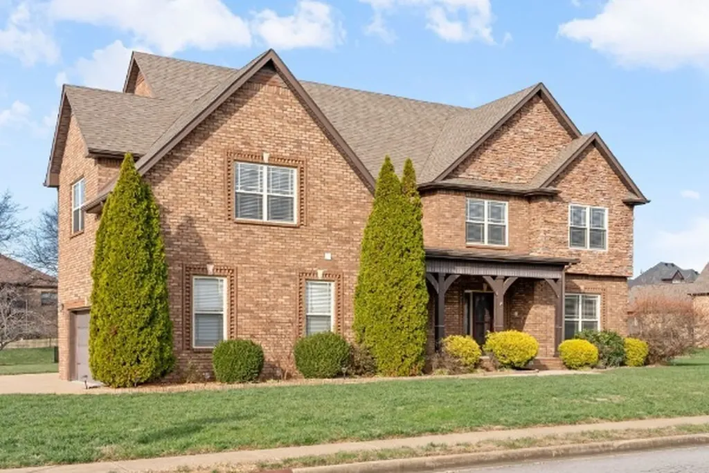 1957 Boyer Boulevard Clarksville TN 37043