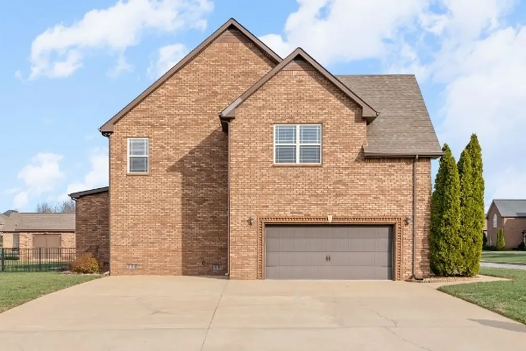 1957 Boyer Boulevard Clarksville TN 37043