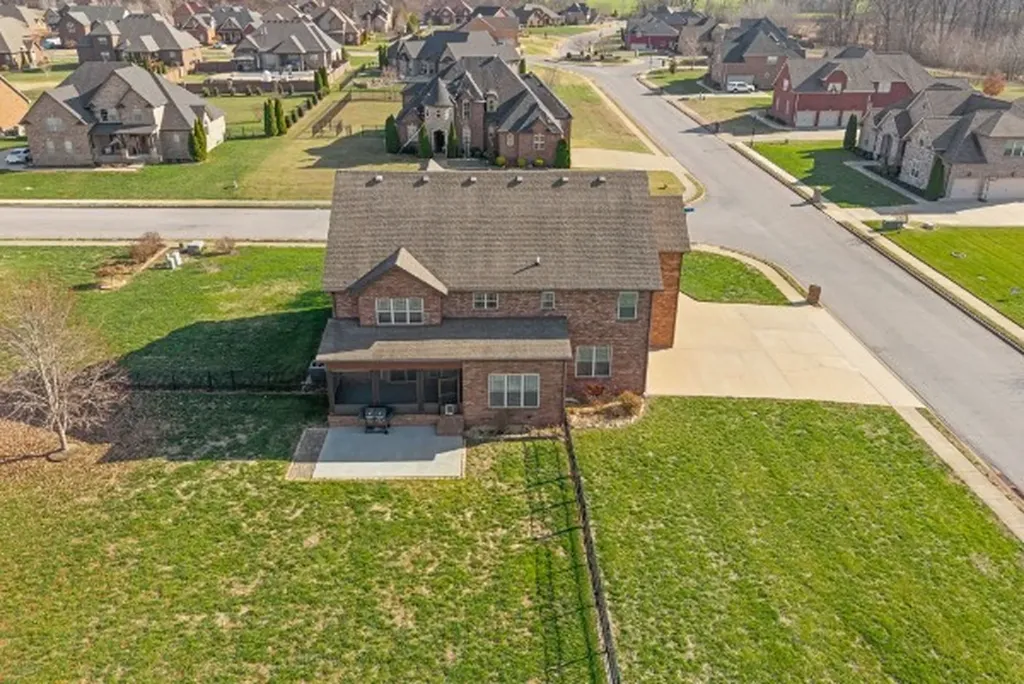 1957 Boyer Boulevard Clarksville TN 37043