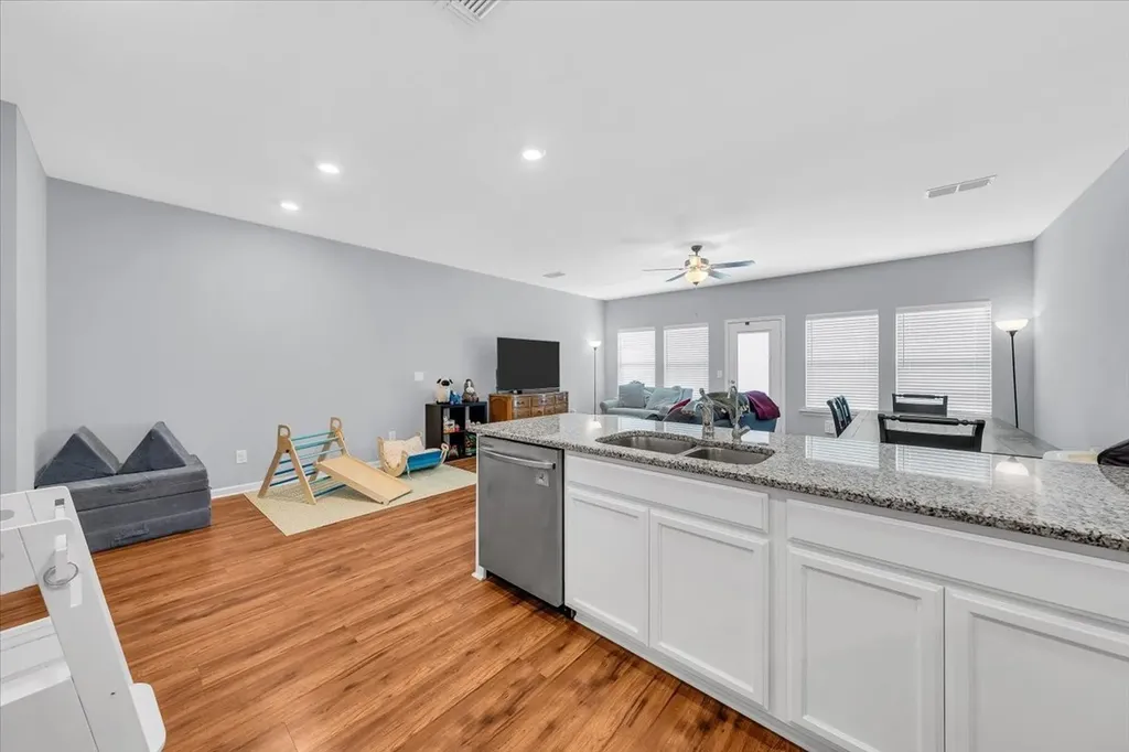 5613 Dockside Drive Rockvale TN 37153