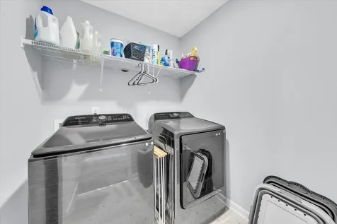 5613 Dockside Drive Rockvale TN 37153
