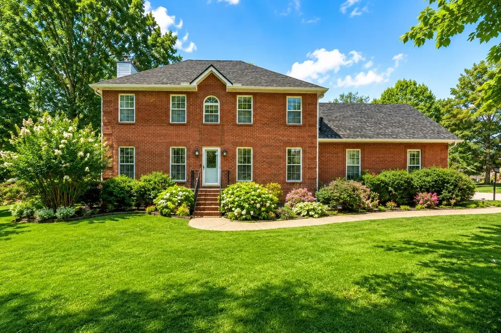 311 Orchard Park Drive White House TN 37188