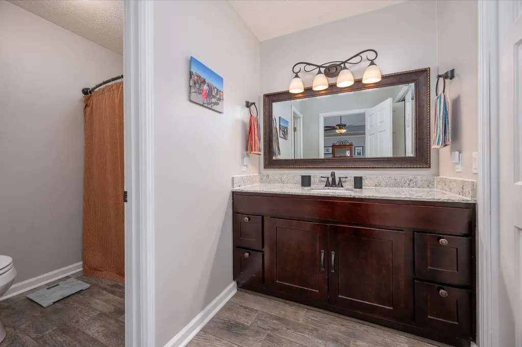 311 Orchard Park Drive White House TN 37188