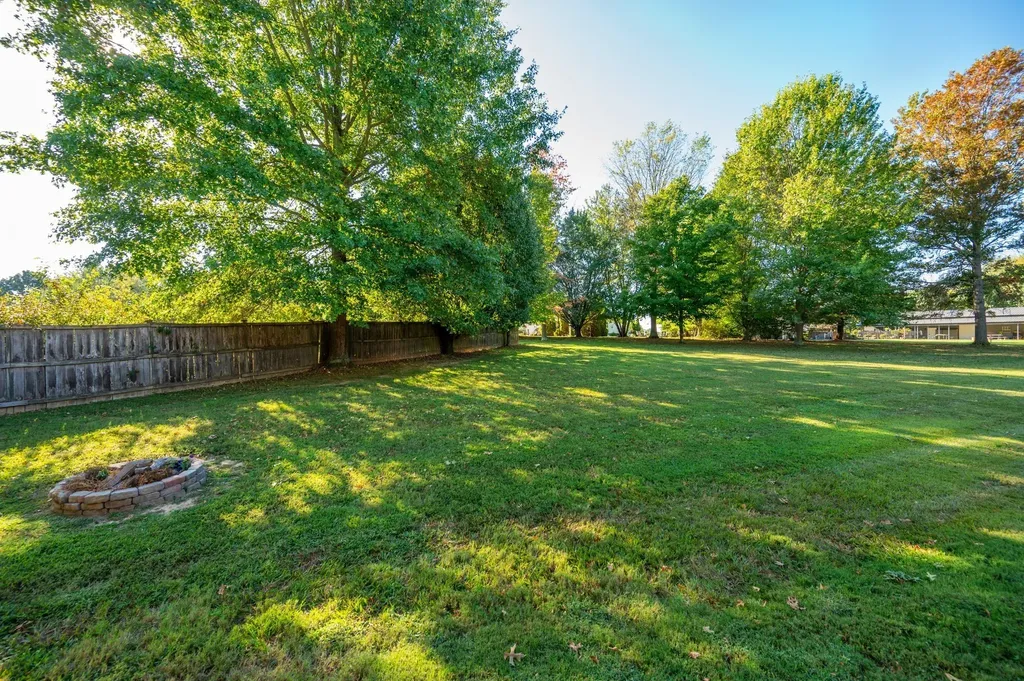 311 Orchard Park Drive White House TN 37188