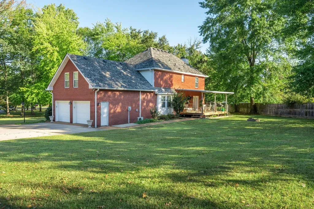 311 Orchard Park Drive White House TN 37188
