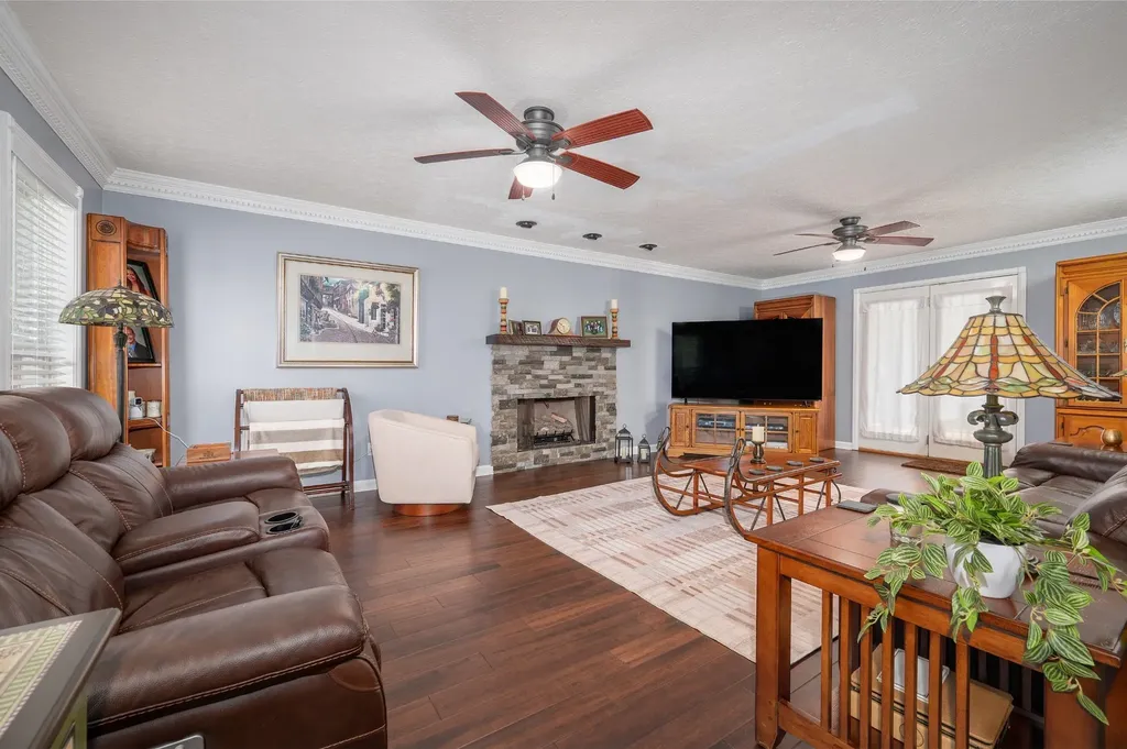 311 Orchard Park Drive White House TN 37188