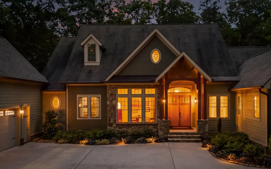 266 Beaten Path Road, E Signal Mountain TN 37377
