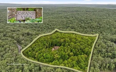 266 Beaten Path Road, E Signal Mountain TN 37377