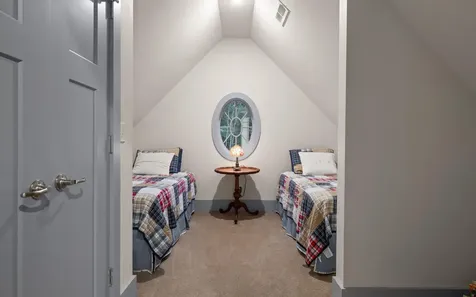 266 Beaten Path Road, E Signal Mountain TN 37377
