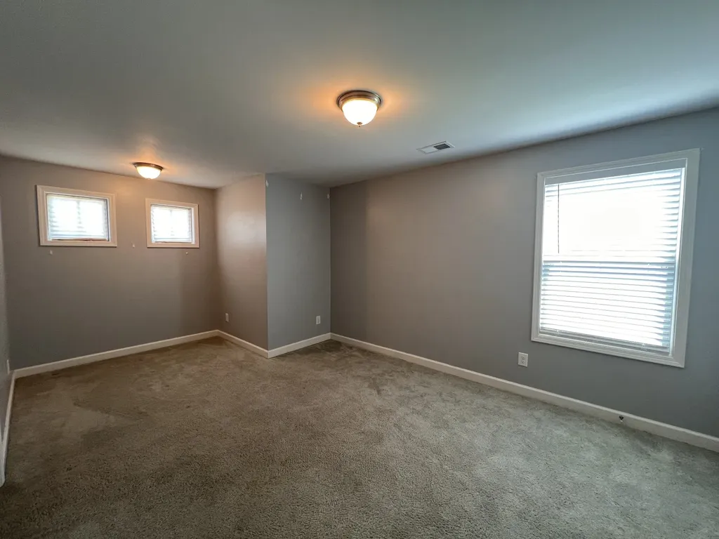 1079 Harper Dean Way Gallatin TN 37066