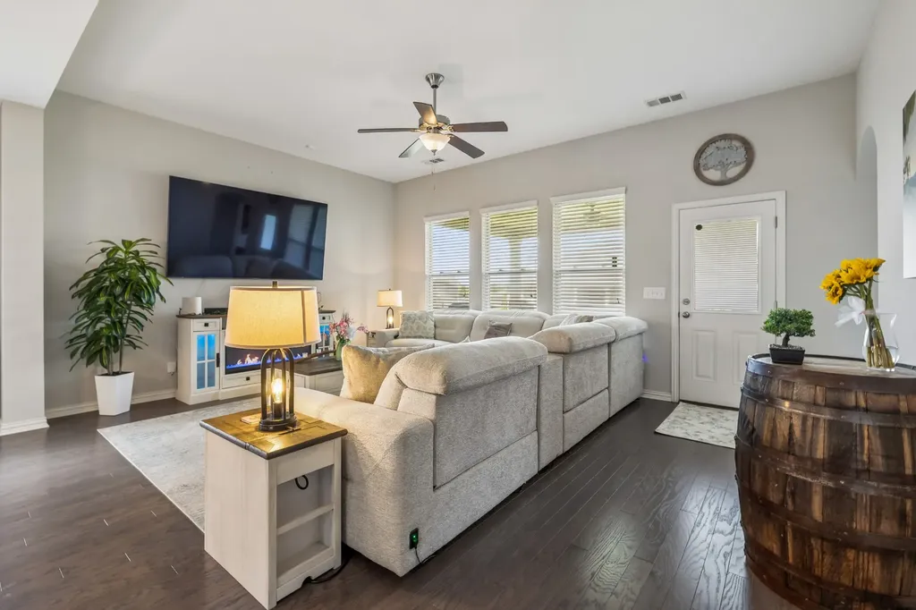 207 Hempstead Court Gallatin TN 37066