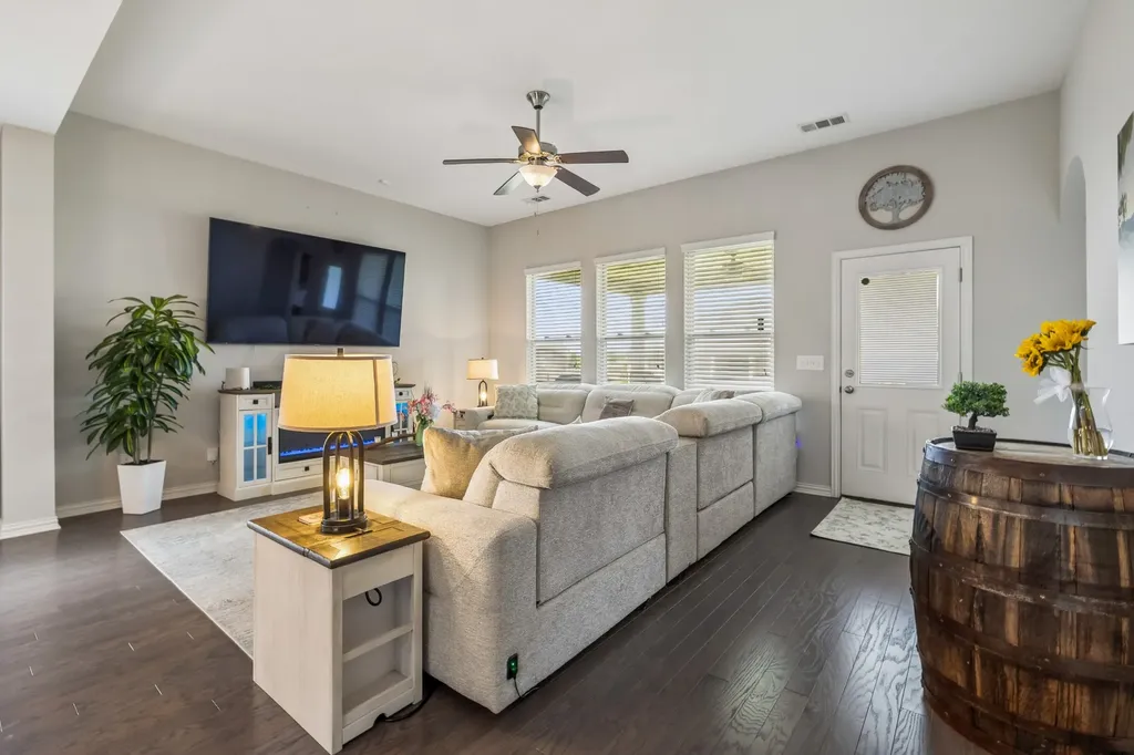 207 Hempstead Court Gallatin TN 37066
