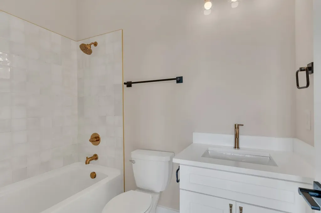 6109 Robertson Avenue Nashville TN 37209