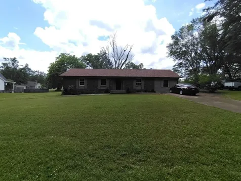 120 Barker Drive Savannah TN 38372
