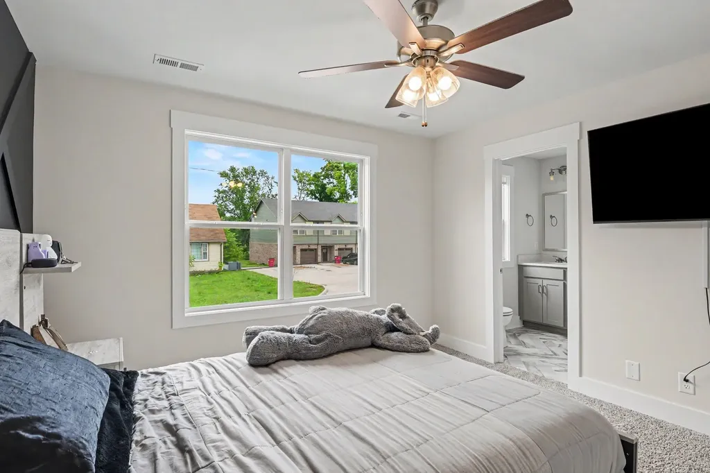 109A Adkins Street Clarksville TN 37042