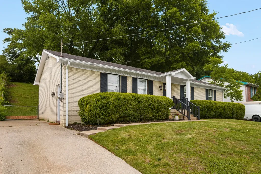654 Huntington Parkway Nashville TN 37211