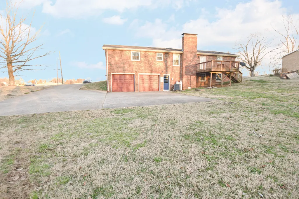 414 Sango Road Clarksville TN 37043