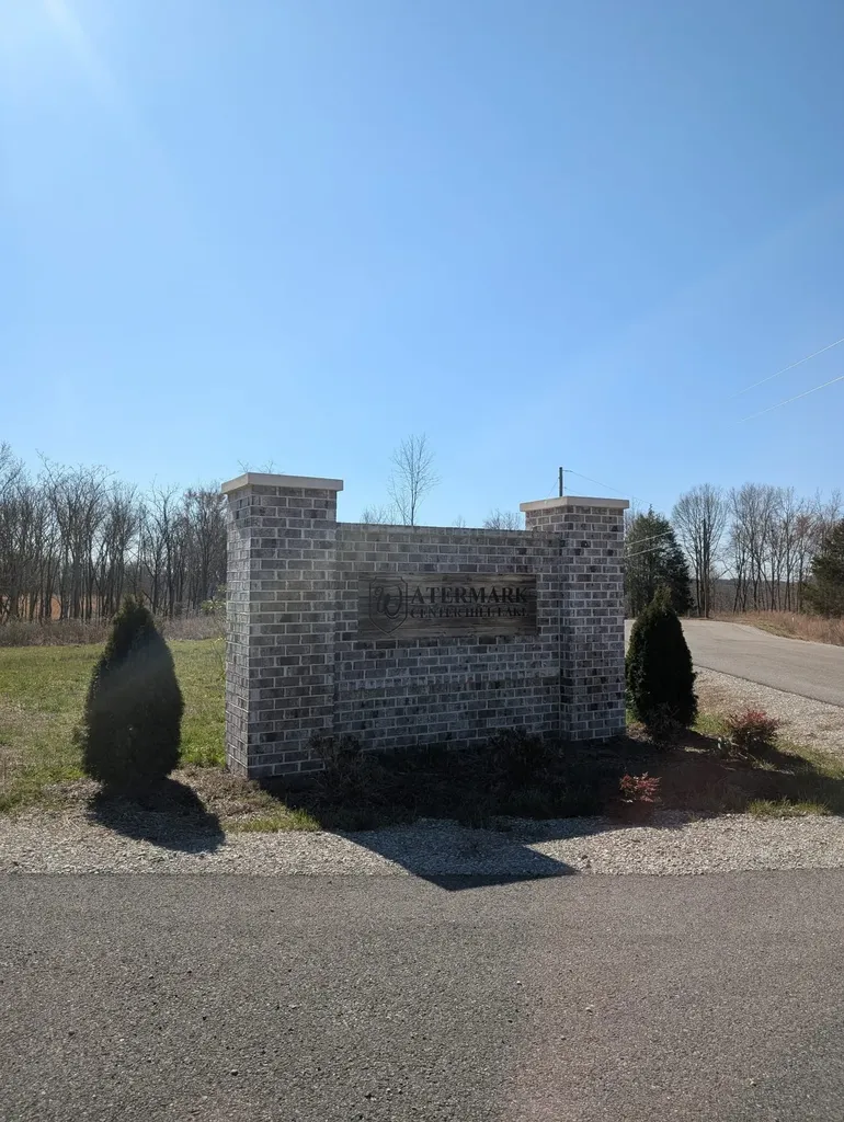 5916 Canoe Way Baxter TN 38544