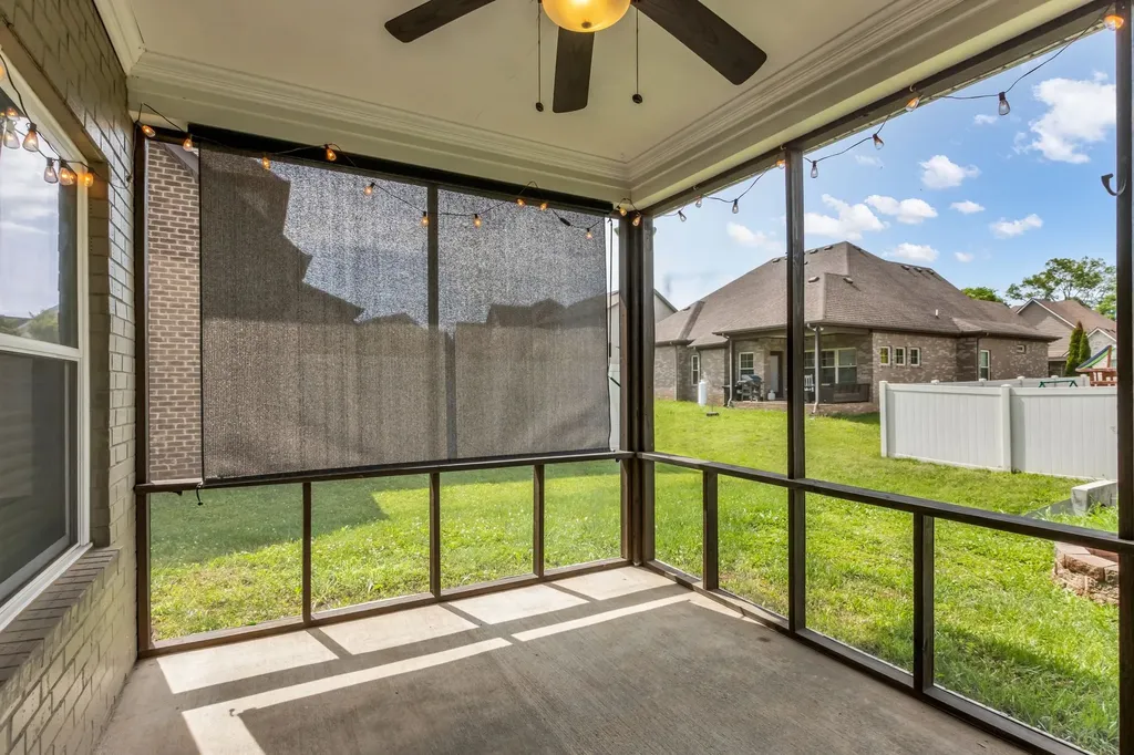 5304 Cobalt Court Murfreesboro TN 37128