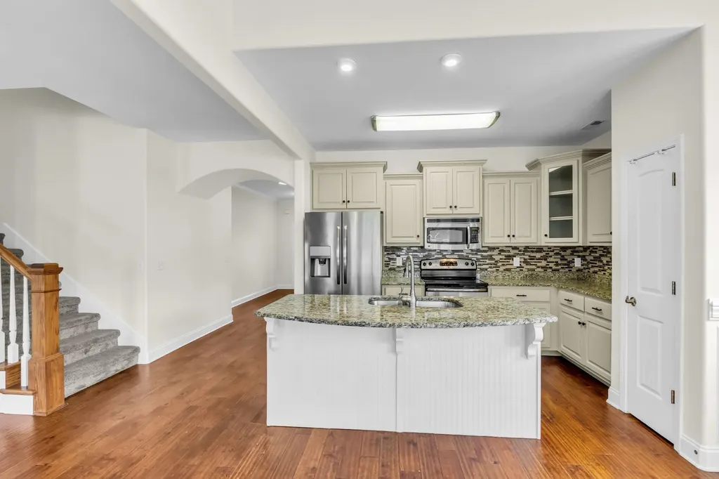 5304 Cobalt Court Murfreesboro TN 37128