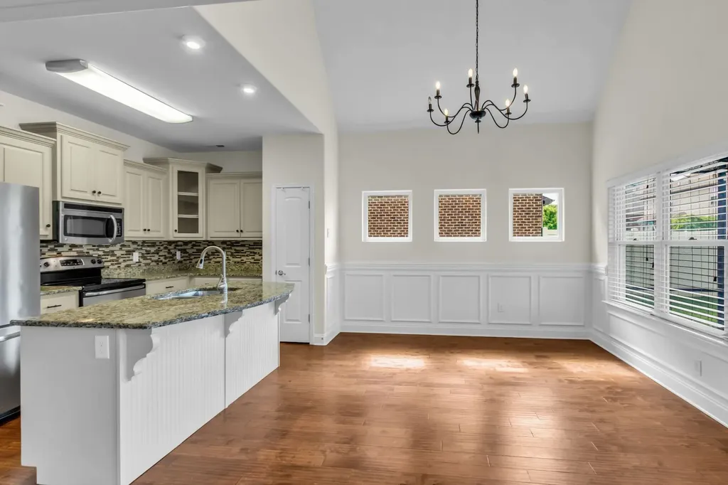 5304 Cobalt Court Murfreesboro TN 37128