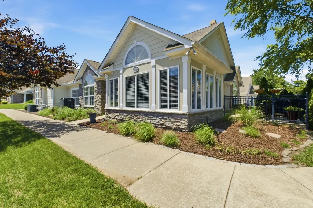 825 Browns Lane Gallatin TN 37066