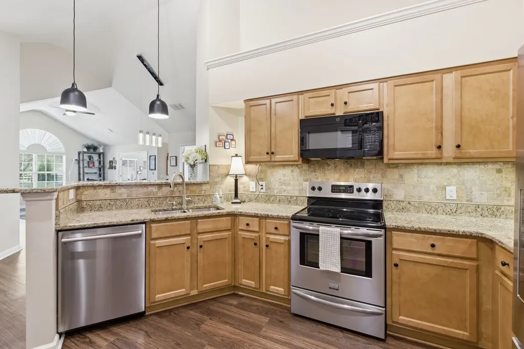 825 Browns Lane Gallatin TN 37066