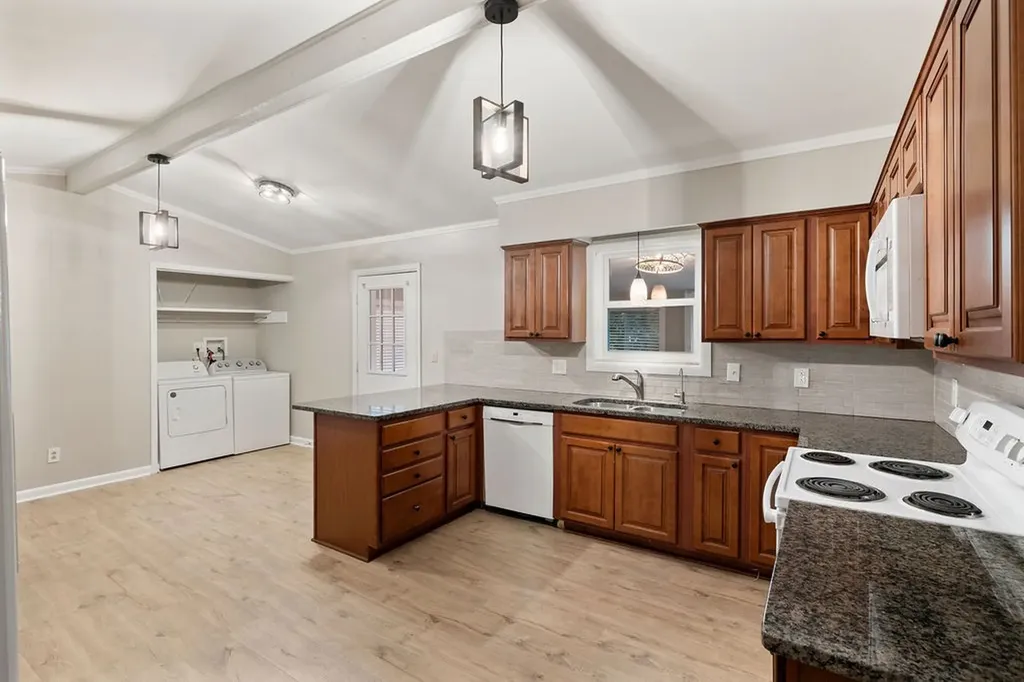 428 Sunset Drive Mount Juliet TN 37122