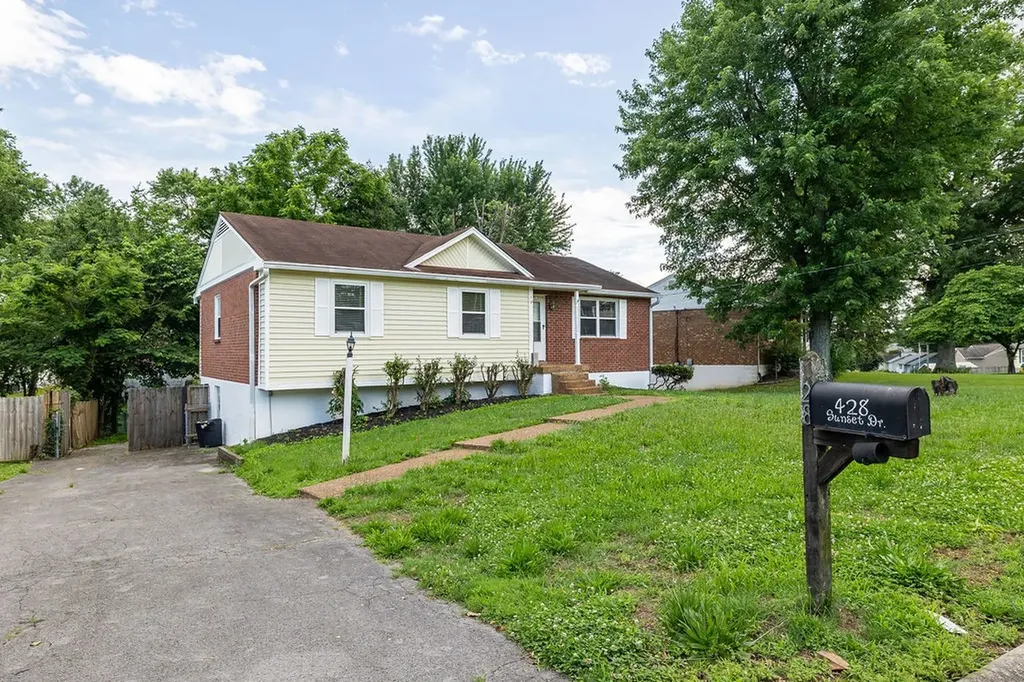 428 Sunset Drive Mount Juliet TN 37122