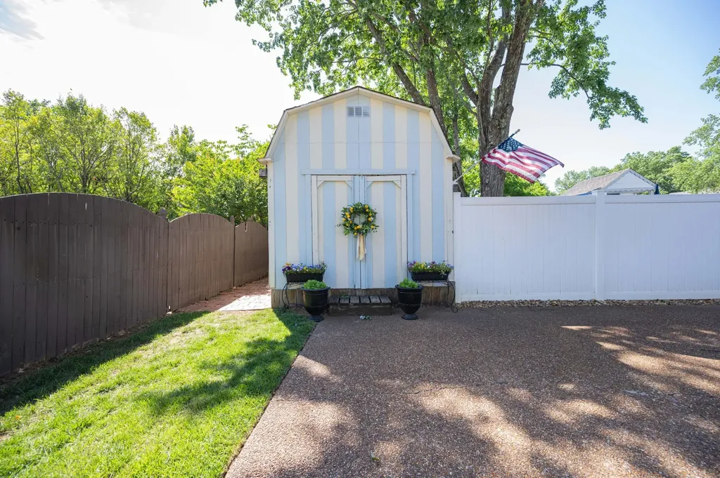 2511 Cabot Court Murfreesboro TN 37129