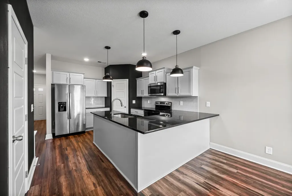 208 Drayton Drive Clarksville TN 37042