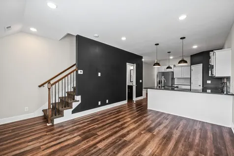 208 Drayton Drive Clarksville TN 37042