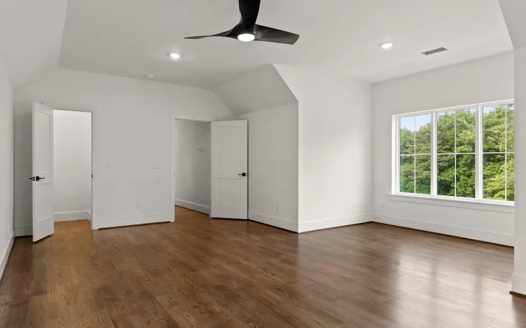 1825 Sawyer Farms Lane Signal Mountain TN 37377