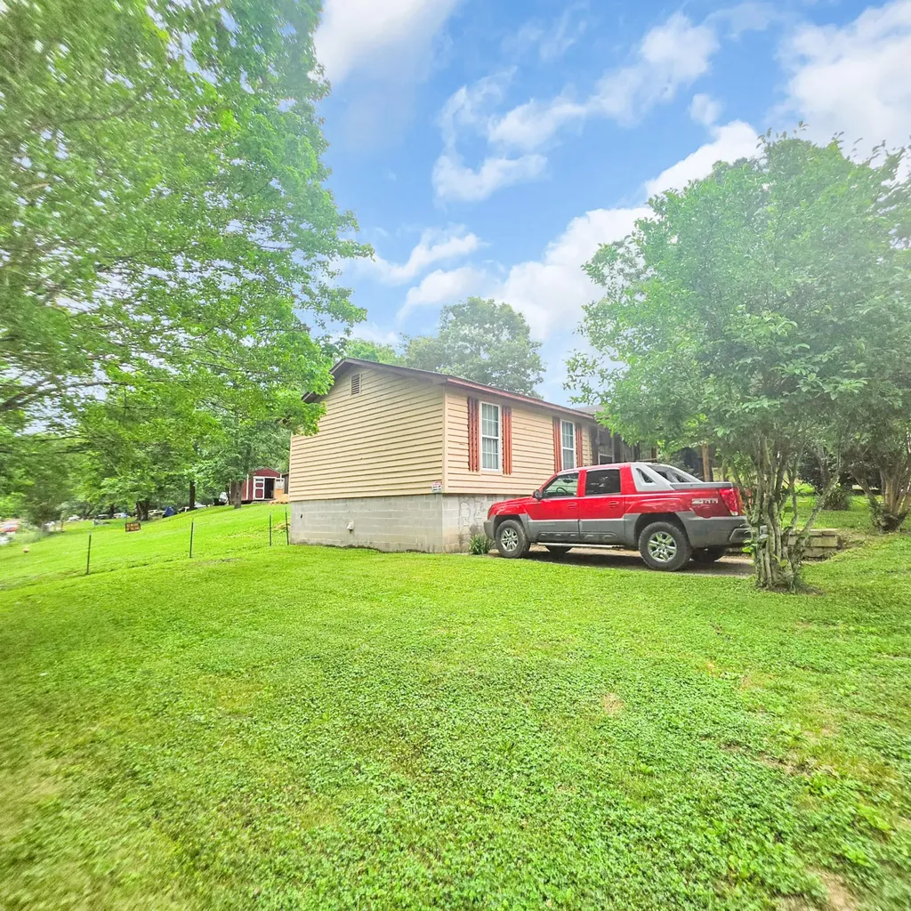 240 Ridge Road Whitwell TN 37397