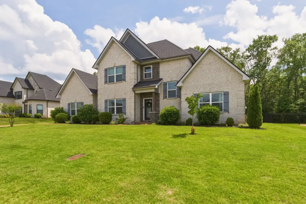 1223 Emmie Reece Drive Smyrna TN 37167