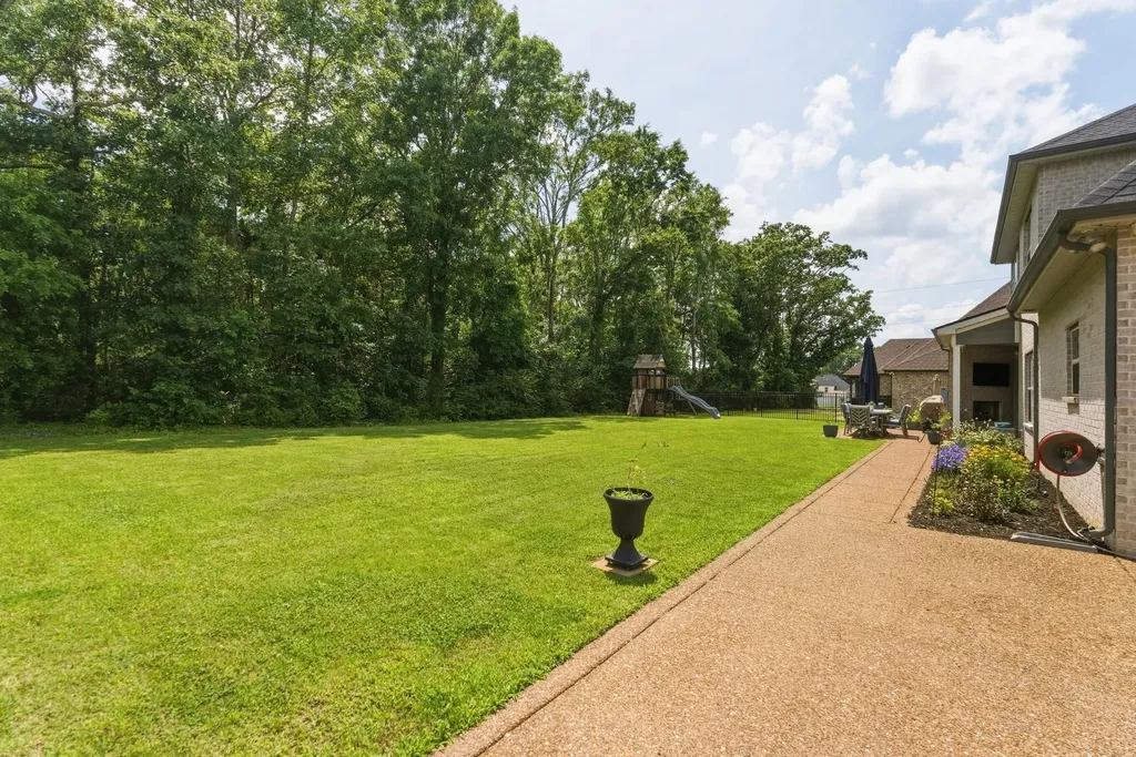 1223 Emmie Reece Drive Smyrna TN 37167