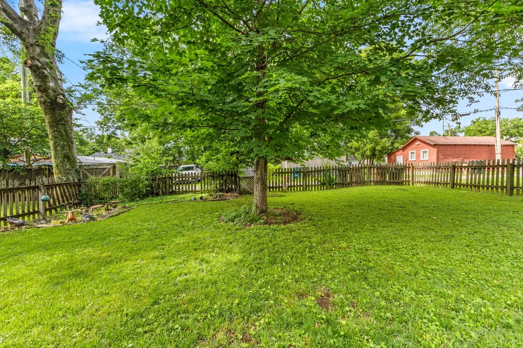 4202 Wyoming Avenue Nashville TN 37209