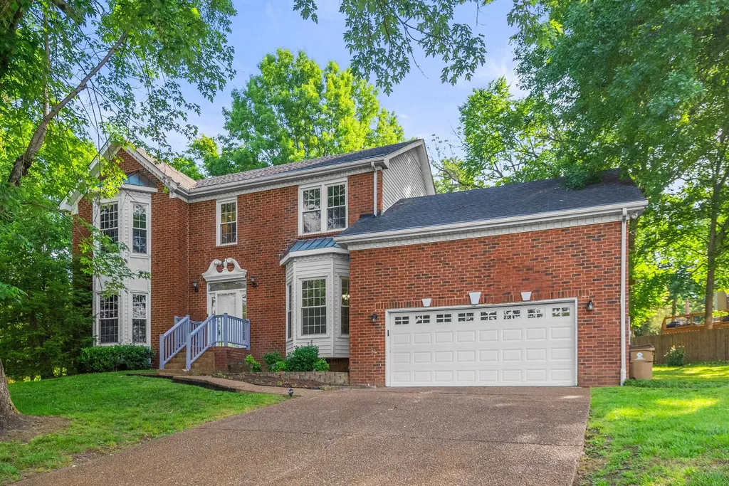 305 Cherokee Trail Goodlettsville TN 37072