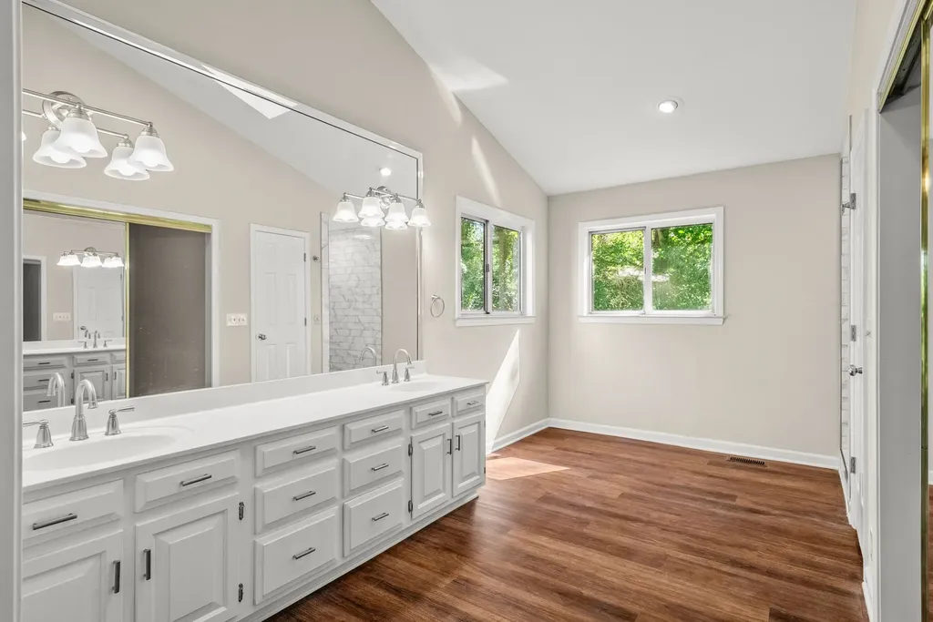 305 Cherokee Trail Goodlettsville TN 37072