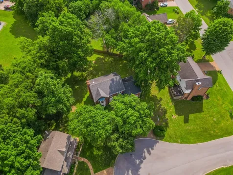 305 Cherokee Trail Goodlettsville TN 37072